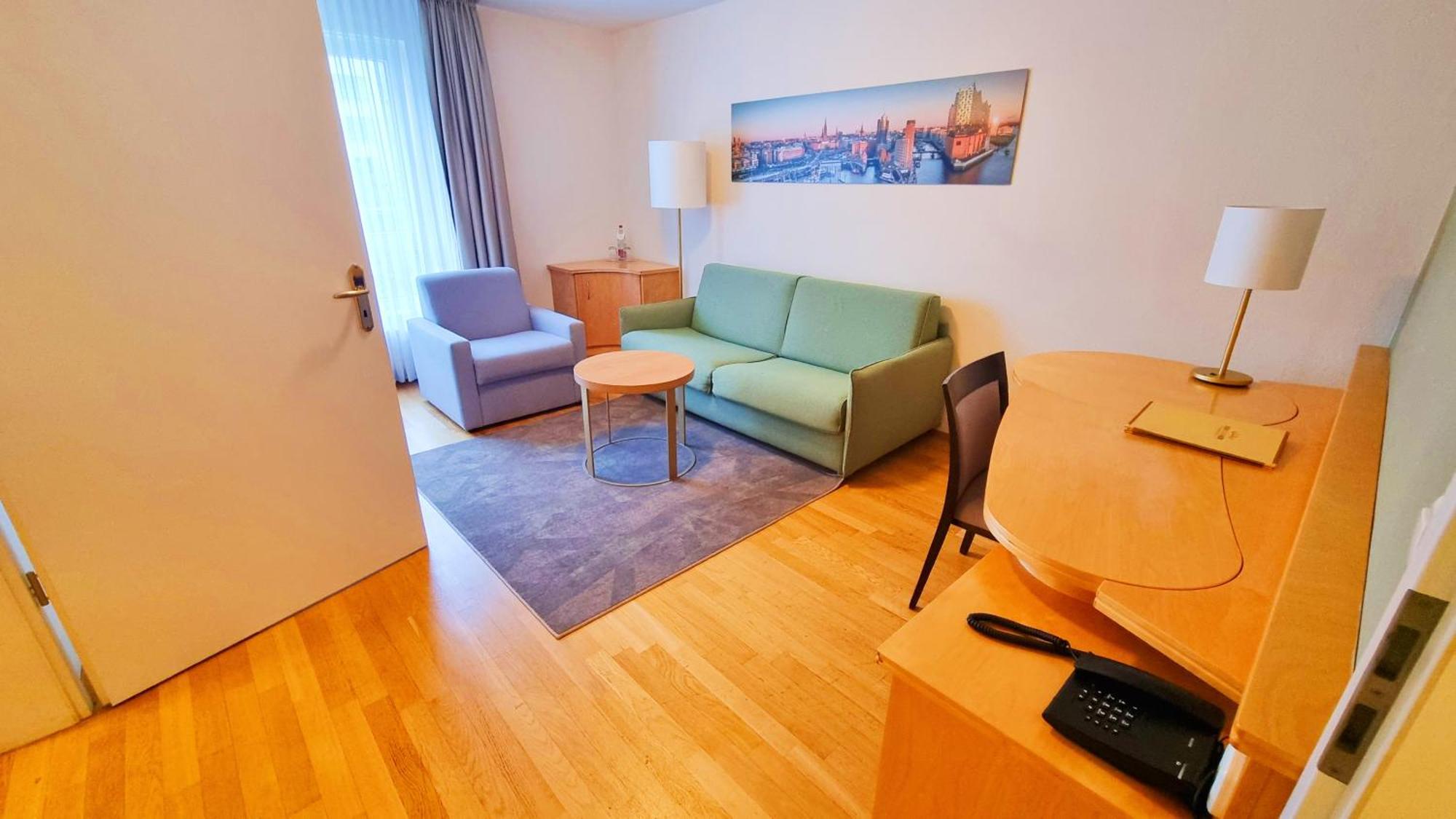 Large Twin Room